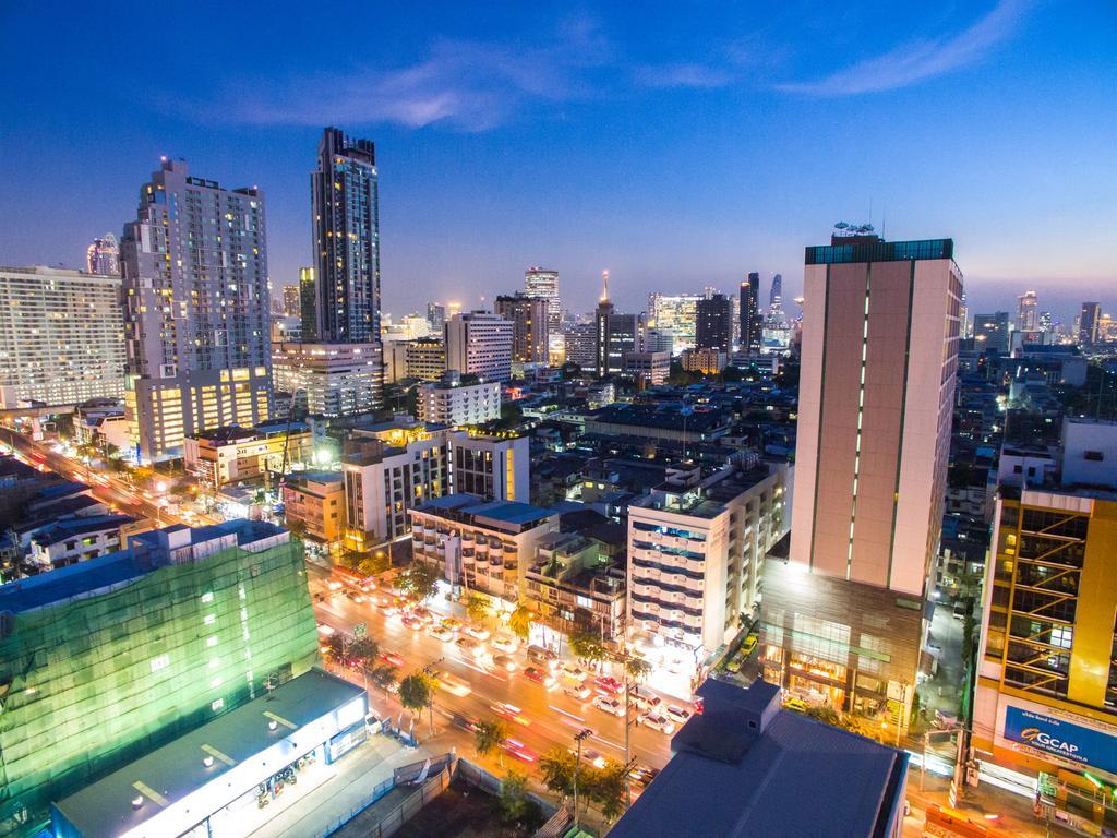 Samran Place Hotel Bangkok Exterior photo